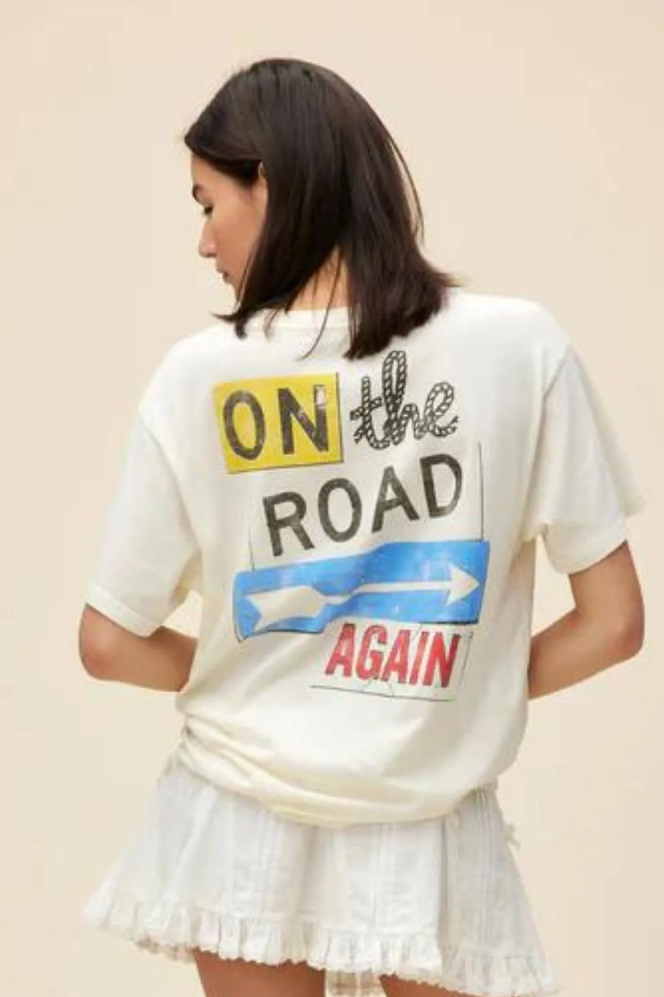 Daydreamer: Willie Nelson On The road Again Boyfriend Tee in Stone Vintage