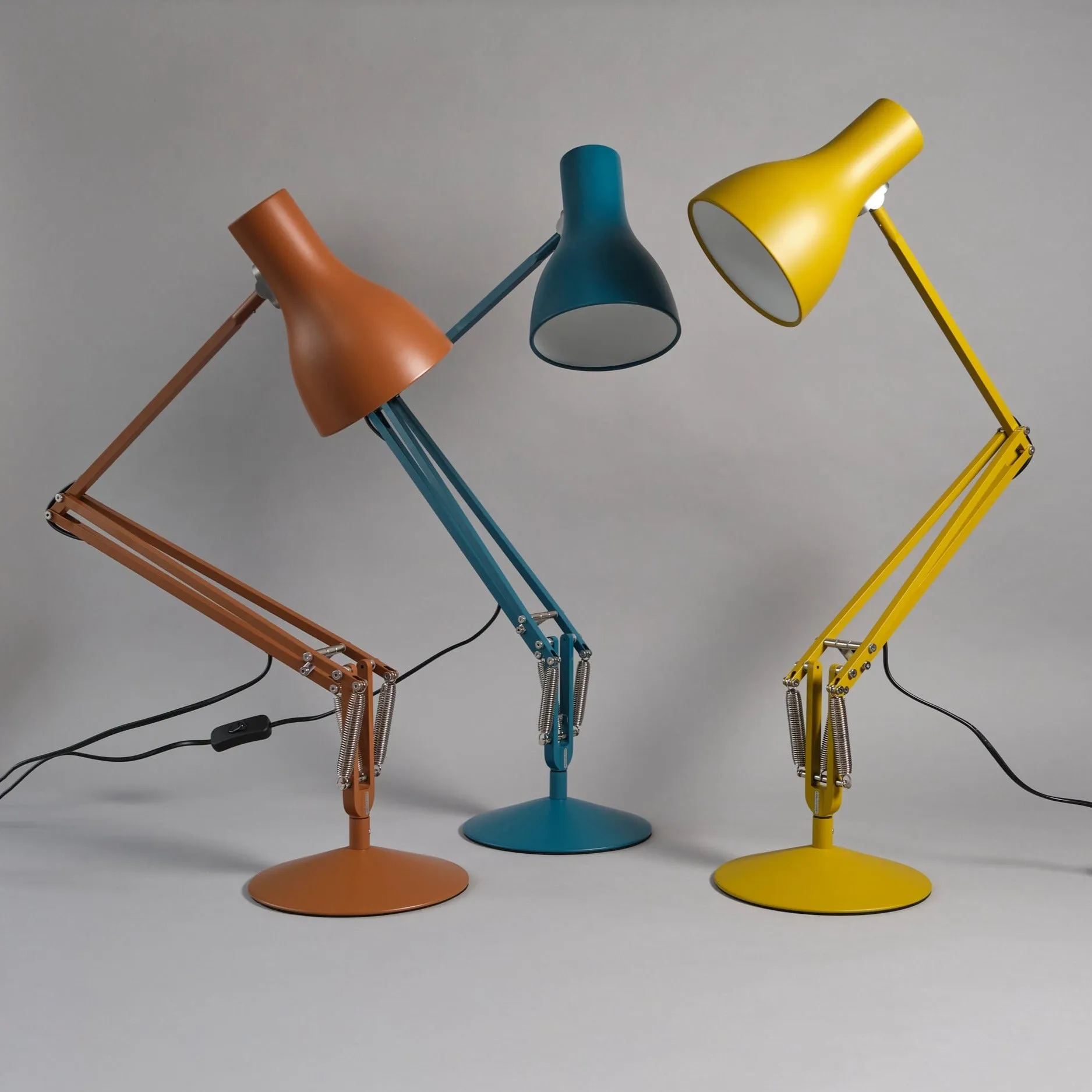 Yellow Ochre Type 75™ Desk Lamp