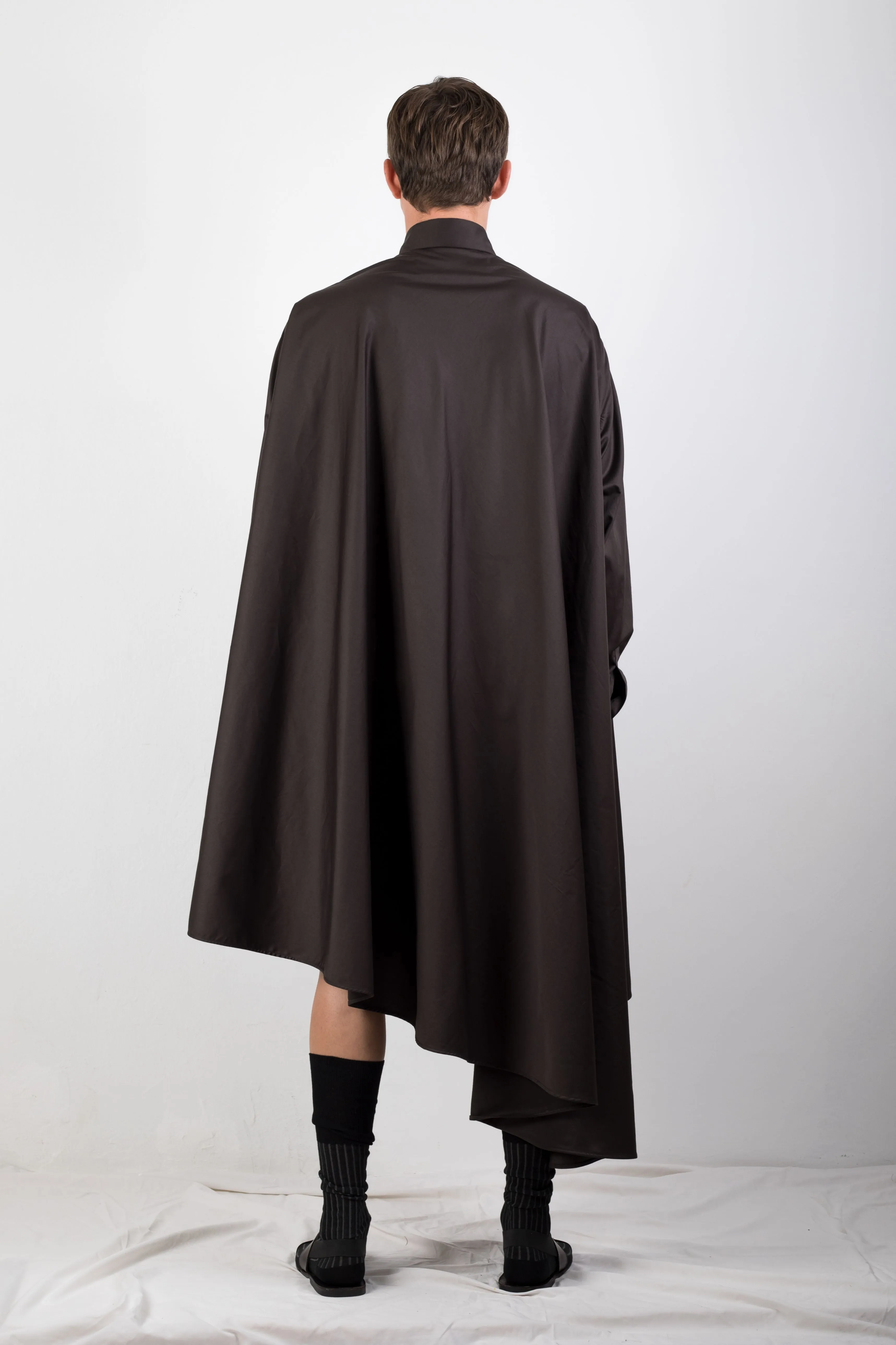 Zero waste elongated black shirt